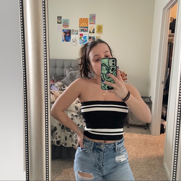 ❌ SOLD ❌ Striped Tube Top - Picture 2 of 3